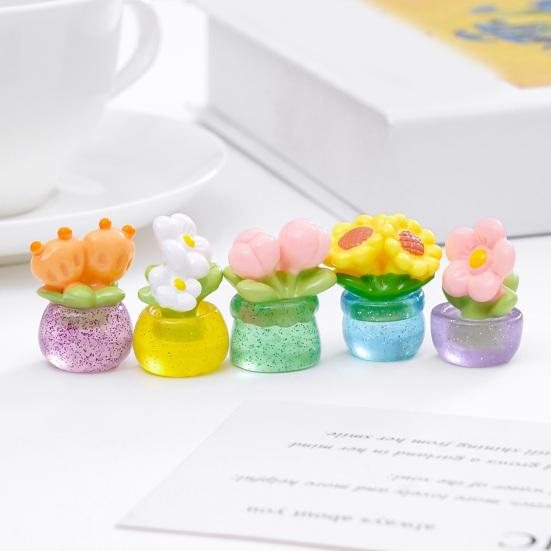 2Pcs Car Dashboard Decor Mini Resin Cute Sunflower and Tulip Miniature Flower Pot Figurines Tiny Flower Figures Car Interior Decorations