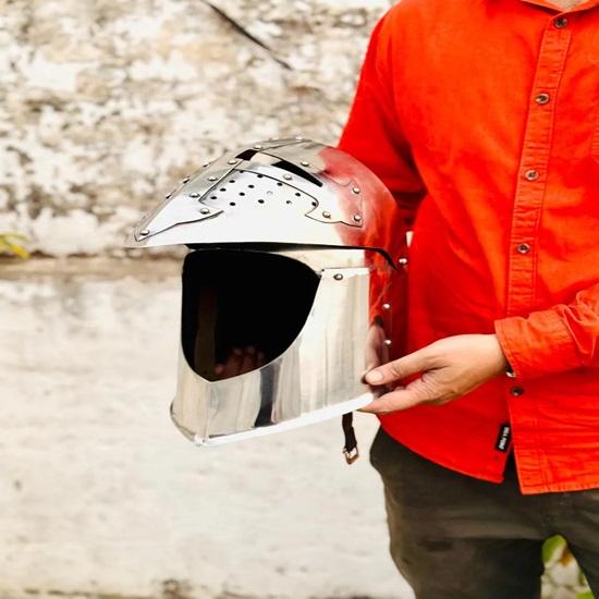 Medieval Templar Helmet, Crusader Knight Armor, Iconic Crusader Style, LARP, Cosplay, Costume