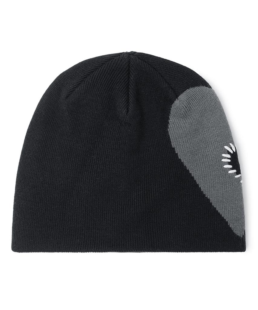 Opeunyadeu(Owai) Stitched Heart Beanie - Black