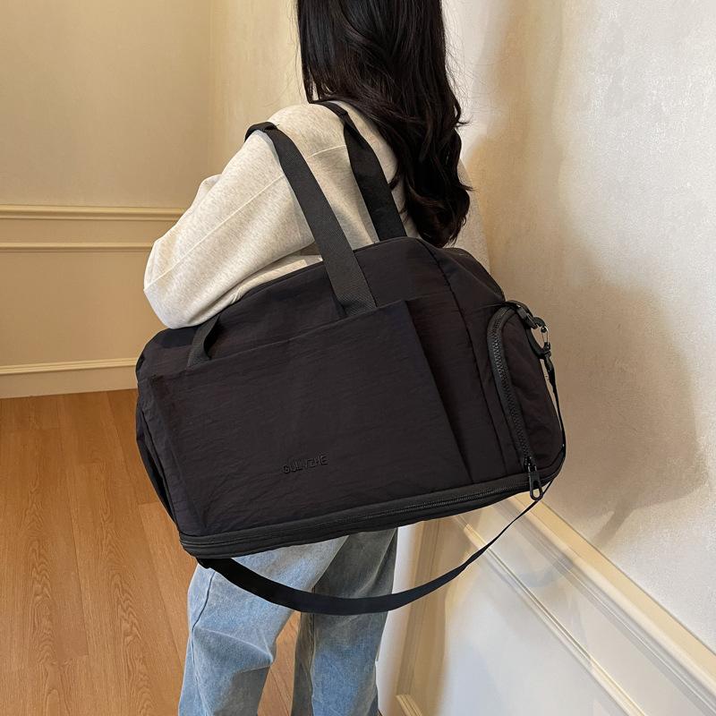 Portable light travel bag, men's and women's large-capacity duffel bag, short trip, shoulder messenger storage bag, fitness bag.