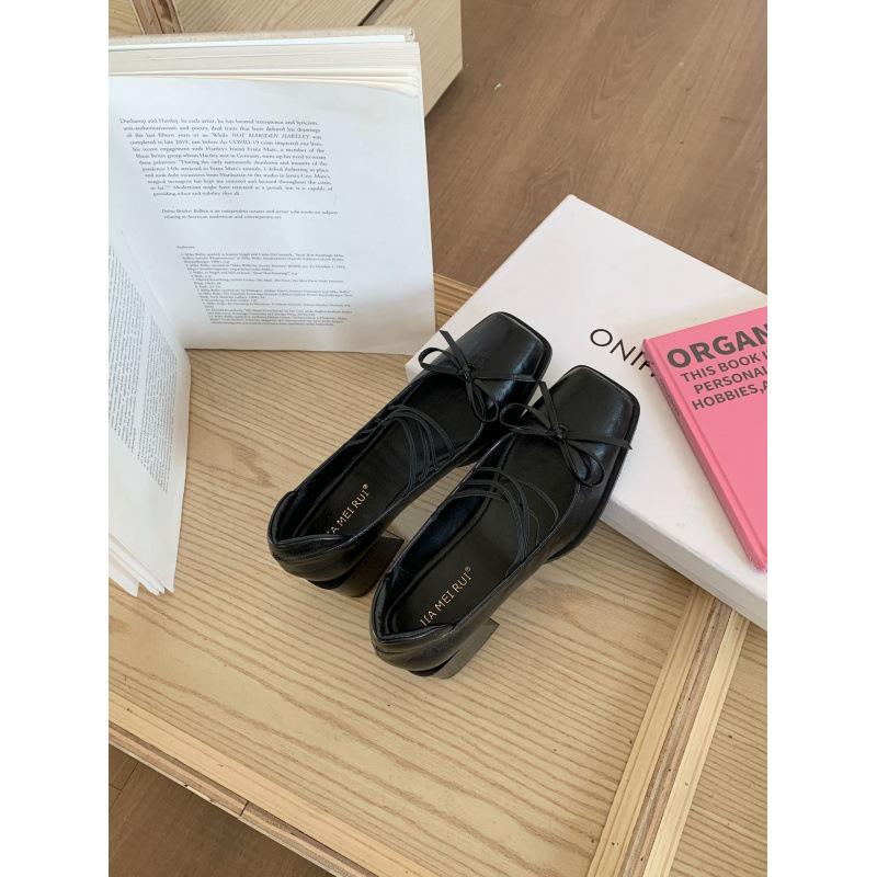 Brown French square head bow Mary Jane high heels 2025 autumn new retro thick heel light mouth single shoes