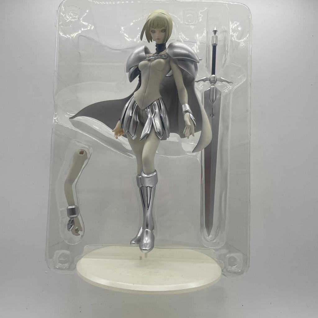 [USED] Claire Claymore Megahouse