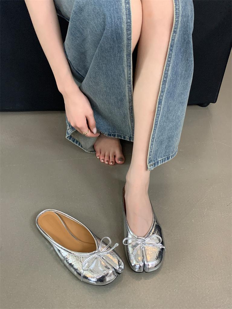 IPPEUM Tabis Flat Slippers Ballet Flats For Women 2025 New White Black Split Toe Mules Shoes