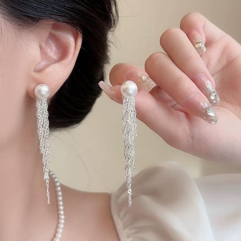 Under the Moon Galaxy Long Tassel Silver Plated Pearl Earrings Niche Design Advanced Ear Clips Holeless Delicate Earrings Women