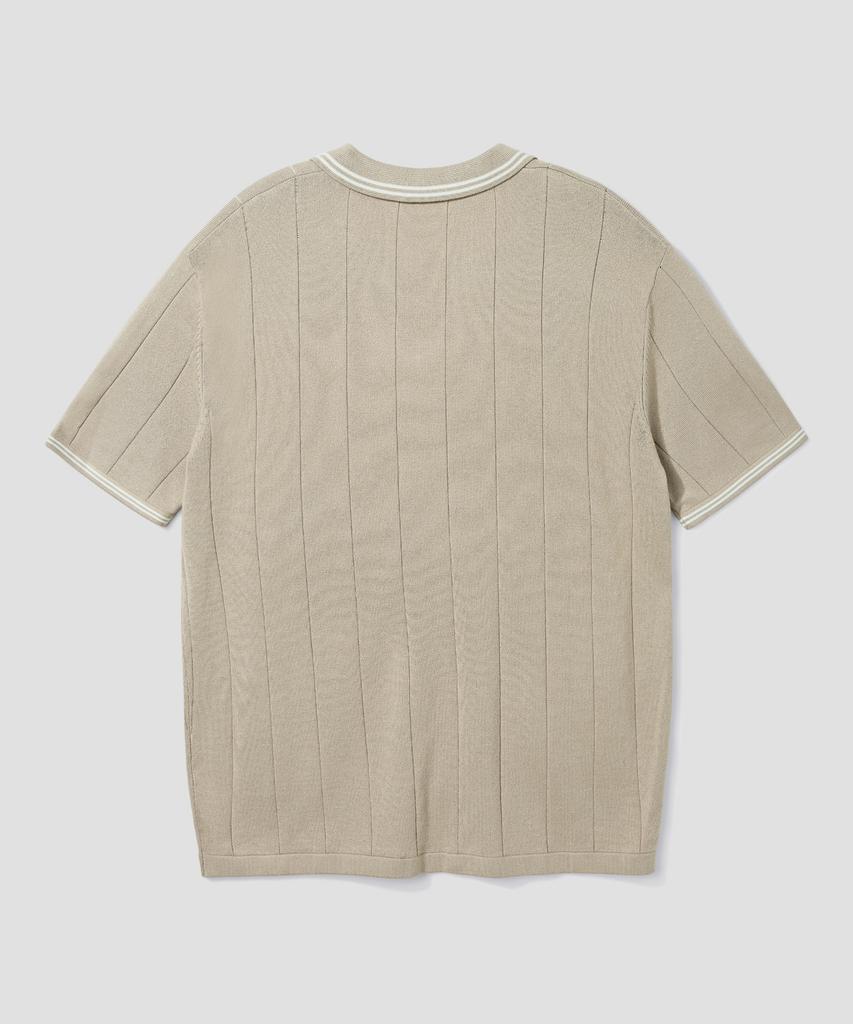 AGOD V-Neck Collared Short Sleeve Knit Shirt [Beige]