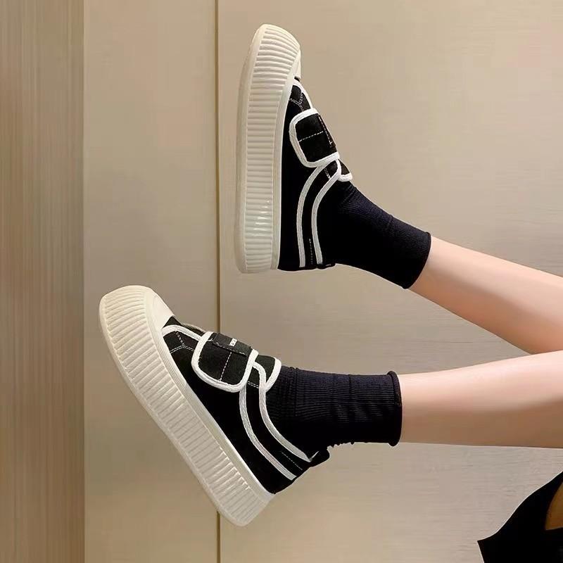 Plattform-Segeltuchschuhe Frühling und Sommer Neu Leicht und bequem Kleiner duftender Wind Keks-Schuhe