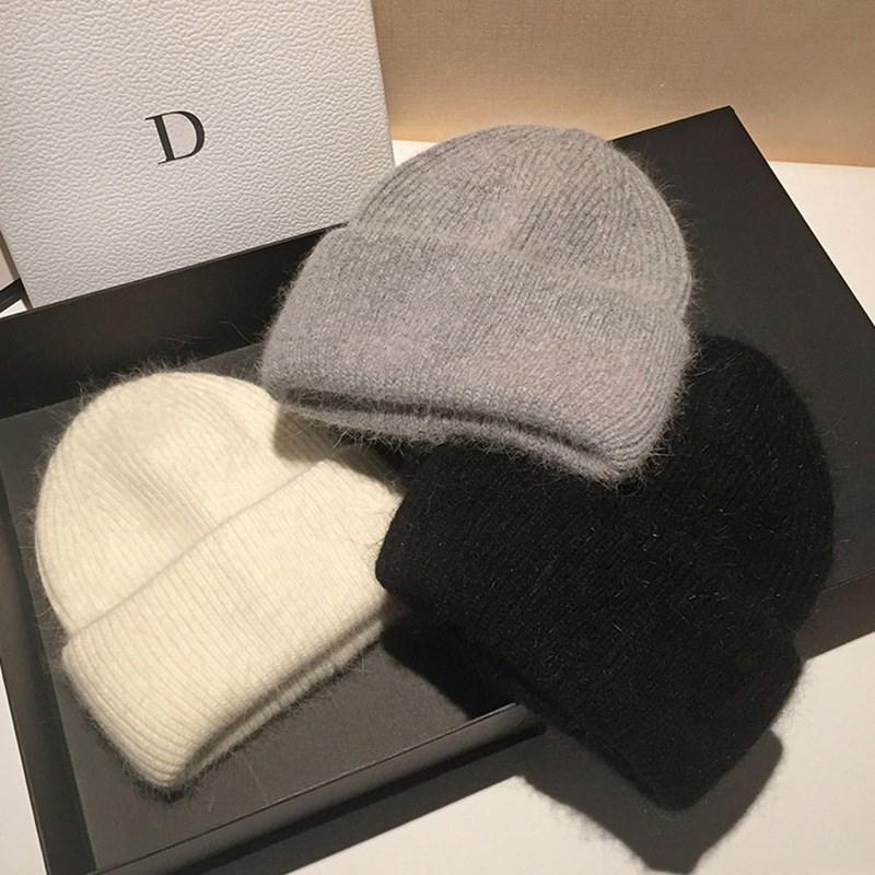 Soft Sticky Rabbit Fur Knitted Woolen Hat for Women In Winter Solid Color Warm Cover Head Showing Small Face Hats & Caps (women’s)