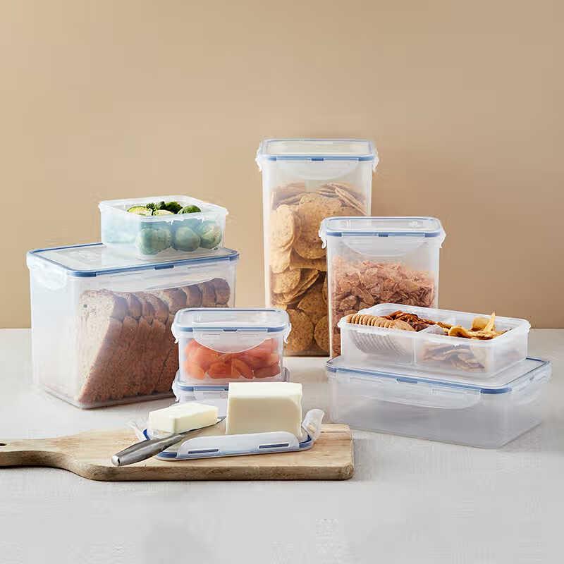 LocknLock 5-Piece Plastic Food Storage Container Set