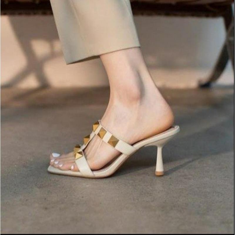 Fashion 2024Indoor  on Word Open Toe Off White Rivet Slides Outside Shoes for Women Sandals  Slippers Job with Free Shipping