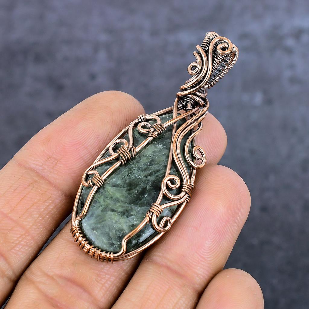 Natural Prehnite Gemstone Handmade Copper Eire Wrap Jewelry Pendant 2.48" l1U83