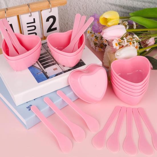 Plastic Facial Masque Bowl Set Heart-Shaped Mixing Bowls Brushes Reusable Skin Care Tools for Women Face Mixing