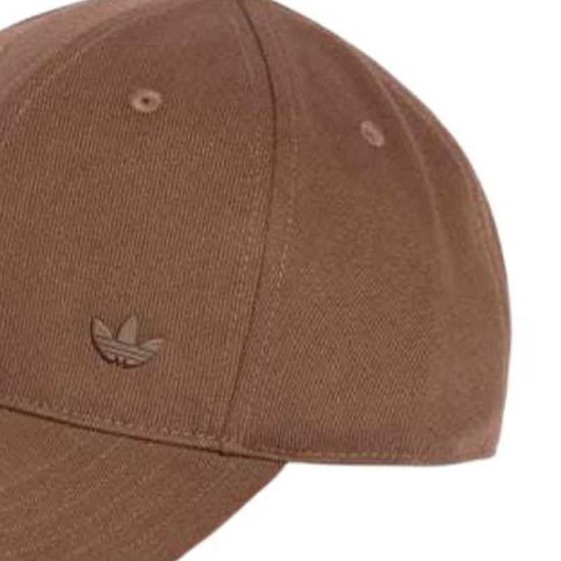 Adidas Originals Everyday Icons Cap With Tonal Metal Trefoil Adidas KA4007