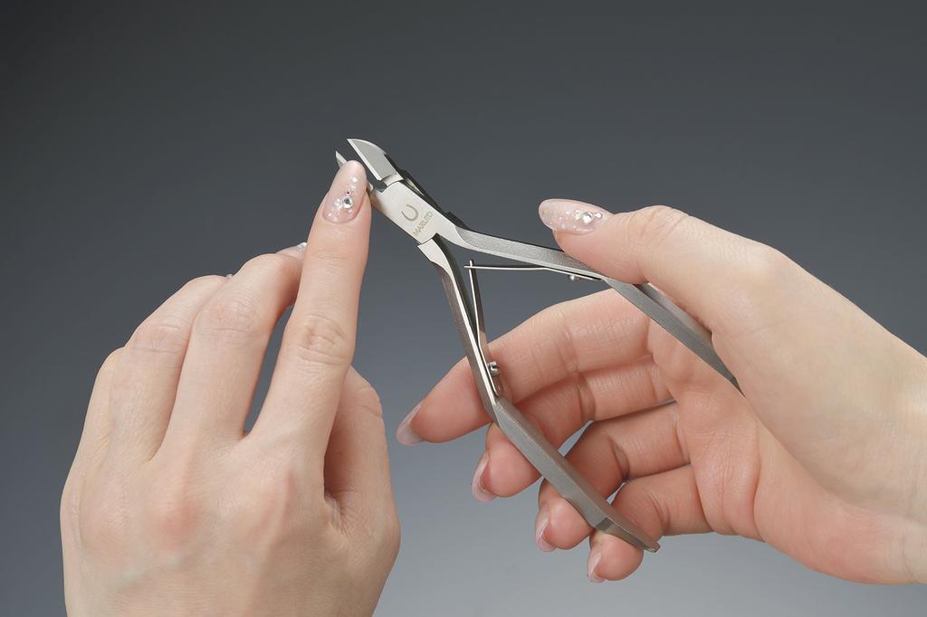 MARUTO Nail Clippers Crystal NP-4010
