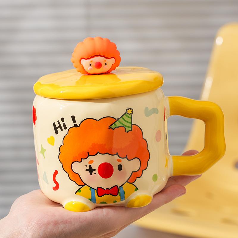 High value, cute and super good-looking clown cup, girls' household drinking cup, milk cup, ceramic mug with lid spoon.