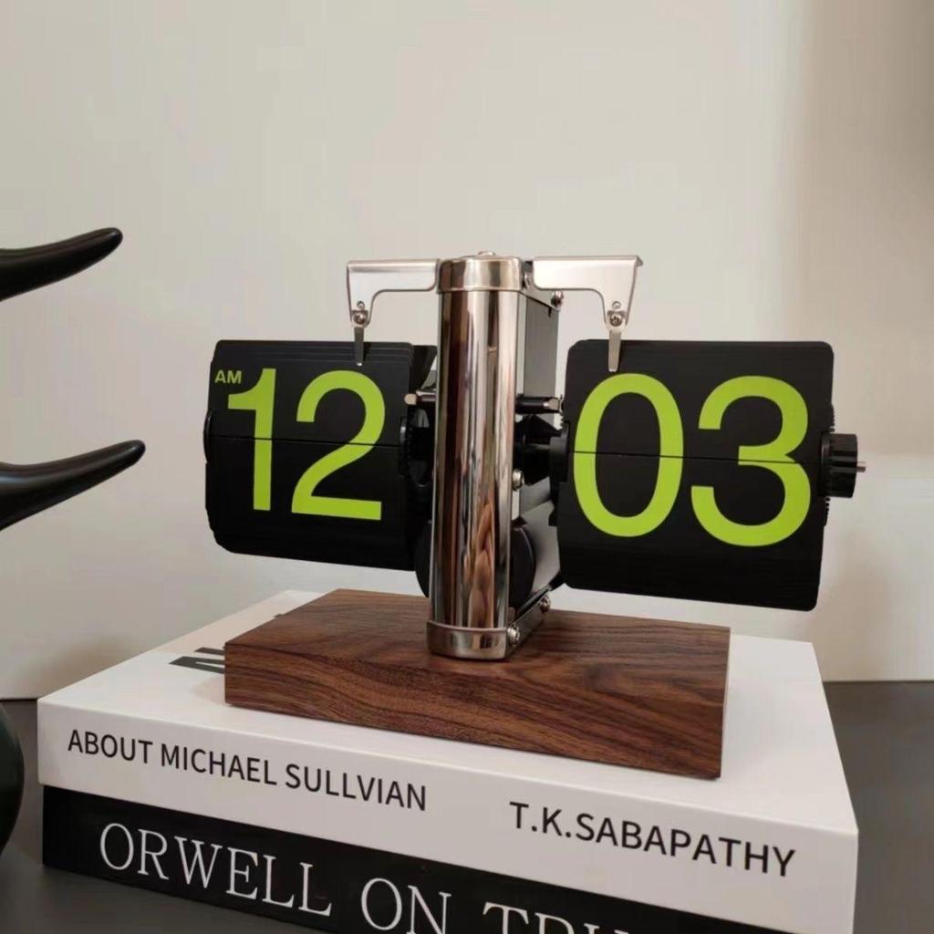 European Style Automatic Flip Desk Clock – Creative Small Mechanical Design for Living Room