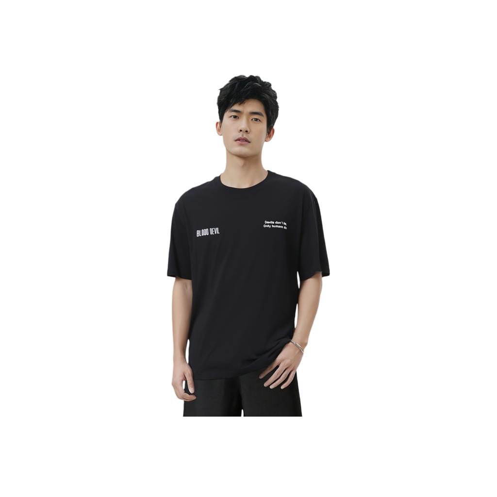 Uniqlo X Chainsaw Man Collaboration Back Pava Retrospective Comic Pattern Letter Print Short Sleeve T-Shirt Unisex Tops Black 467424-09