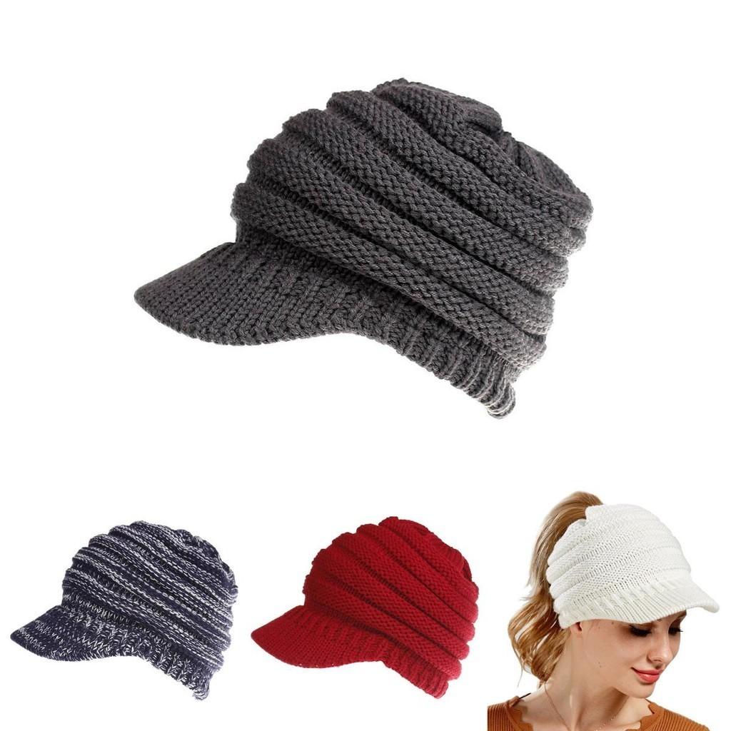 Modische Warme Winterstrickmütze mit Duttloch für Stilvolle Frauen