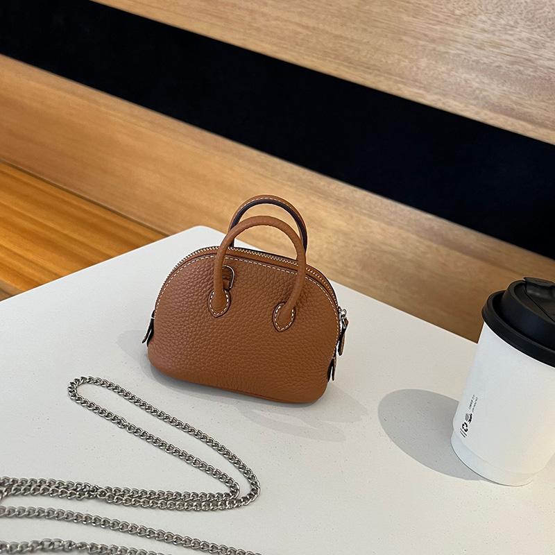2025 Super Mini Women Crossbody Bags Genuine Leather Handbag Small Chains Shoulder Bag For Ladies First Layer Of Cowhide Shell Bag