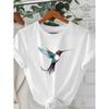 Camiseta Gráfica Unisex de Algodón con Cuello Redondo y Manga Corta con Estampado de Colibrí en Acuarela y Acentos Florales para Amantes de los Pájaros