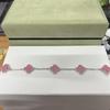 Vierblättriges Klee- und Fünfblüten-Armband mit rotem Achaten - Ein Geschenk für deine Freundin