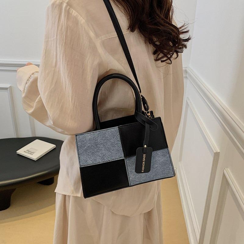 New women's bags contrasting colors splicing niche design fashion trend handbag commuting shoulder messenger bag