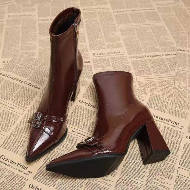 French Temperament Pointed Fashion Short Boots Women's Autumn and Winter Burgundy Thick Heel Belt Buckle High Heel Fashion Boots