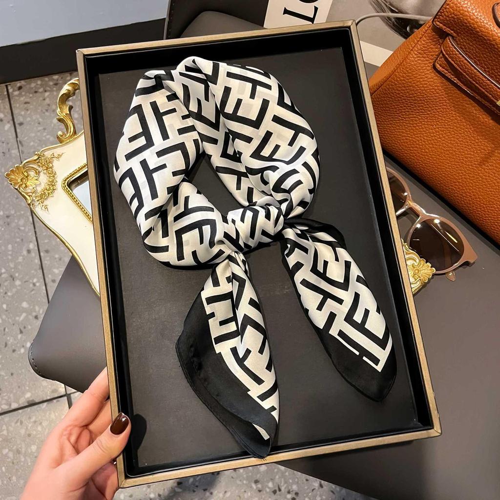 Zhang Ruonan Silk Scarf: Women's 2025 Spring/Summer Retro Neck Tie Accessory - High-End Small Square Neckerchief