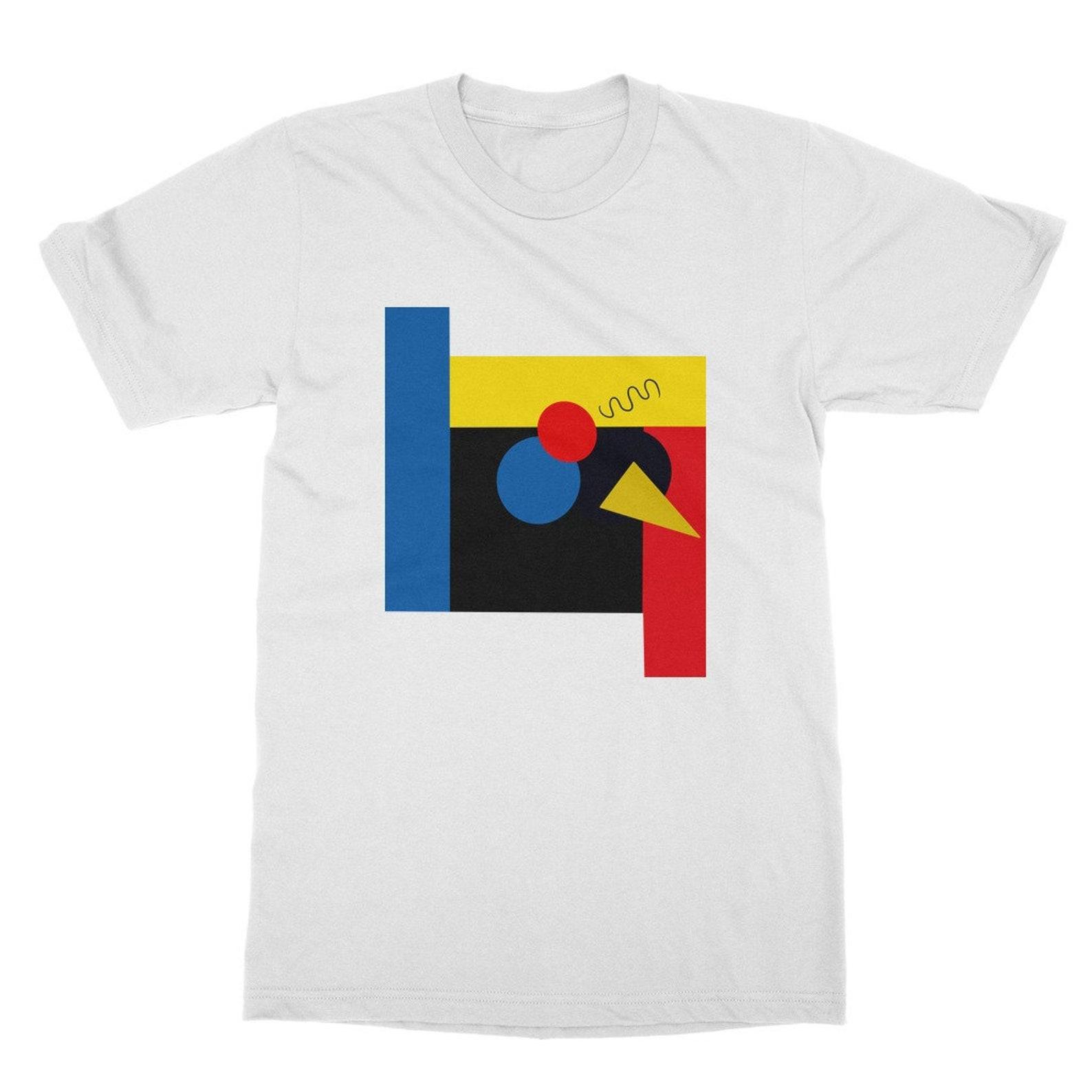 Bauhaus Style Unisex T-Shirt – Geometric Art Tee M