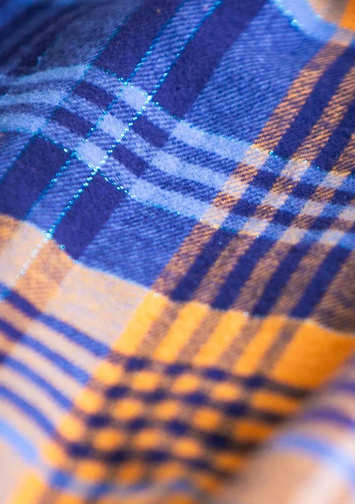 Piżama damska flanelowa w kratę z rozpinaną koszulą i długimi spodniami LNS 481 Key LNS 481 B24 PIŻAMA DAMSKA granat/pomarańczowy 4XL