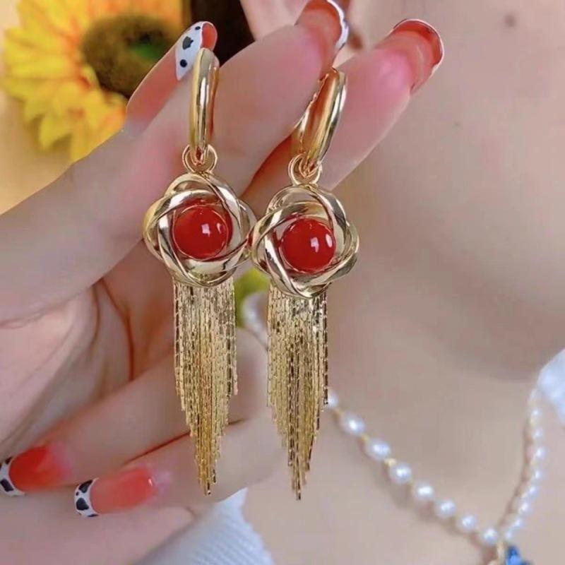Fashion ins cold wind simple light luxury high-end ear buckle temperament geometric earrings women's small and versatile tide earrings