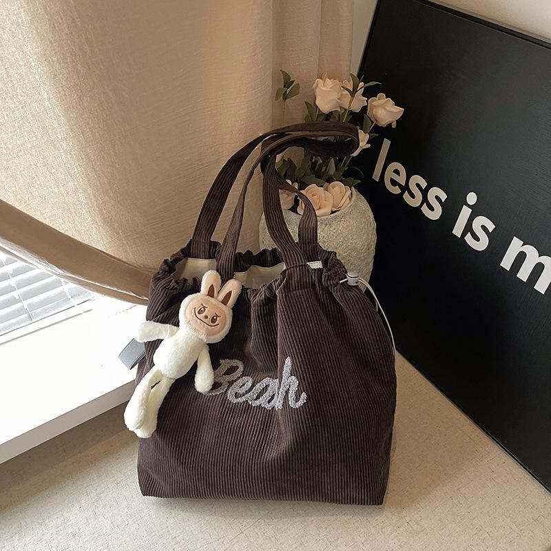 Neue Herbst- und Winter-Cord-Schultertasche mit großem Fassungsvermögen aus reiner Baumwolle, vielseitige Studenten-Einkaufstasche mit Buchstabenstickerei