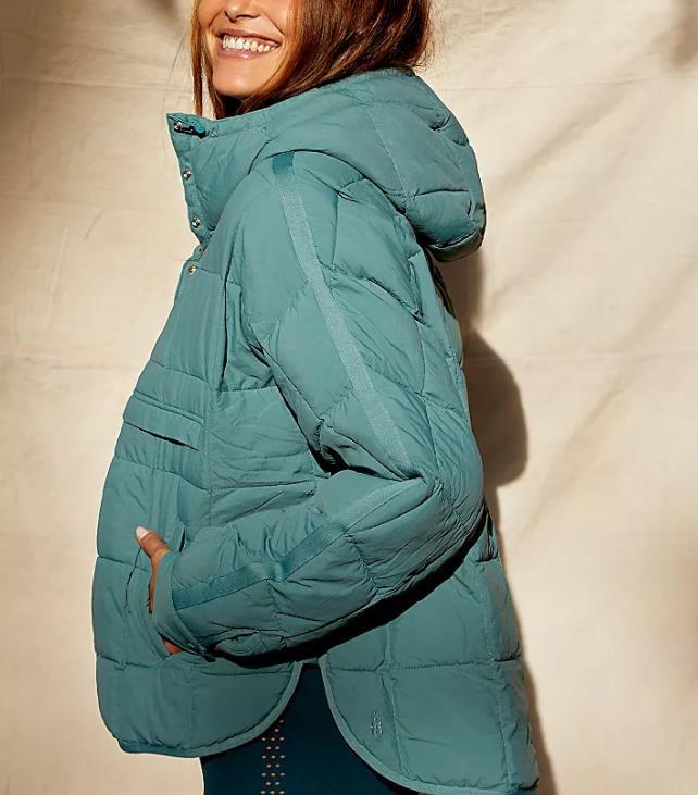 Women's Autumn/Winter Solid Color Hooded Cotton Jacket: Foldable, Long Sleeve, Pullover with Pocket.