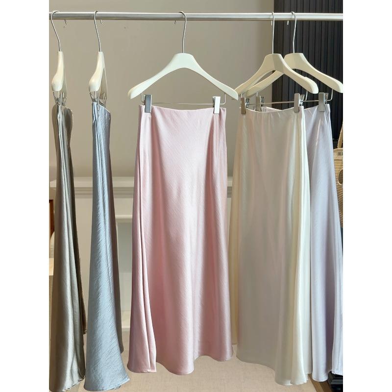 Popular temperament Liu Guang soup skirt~ acetic acid satin fishtail skirt skirt skirt women's spring new thin hip skirt