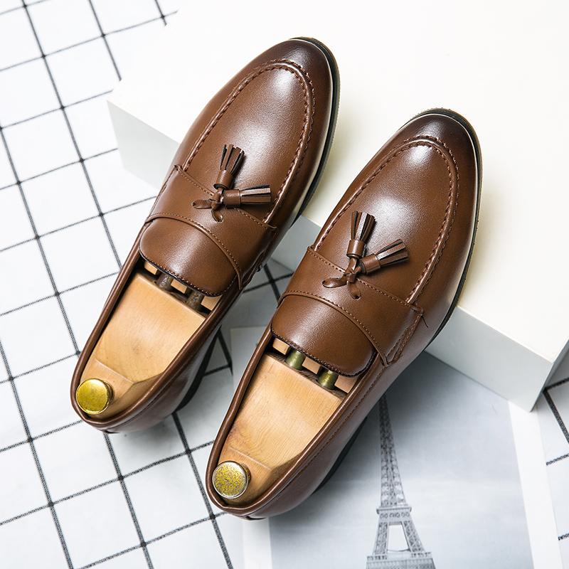 

Размер 37-44 Мужские лоферы Дышащие туфли-бобы Ленивые туфли Удар одной ногой Деловая кожаная обувь XRS A1767 44 коричневый