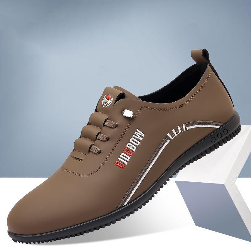 

2024 осенние деловые кожаные туфли мужские туфли на мягкой подошве деловые повседневные туфли на плоской подошве британские двухцветные туфли Doudou с одной педалью 44