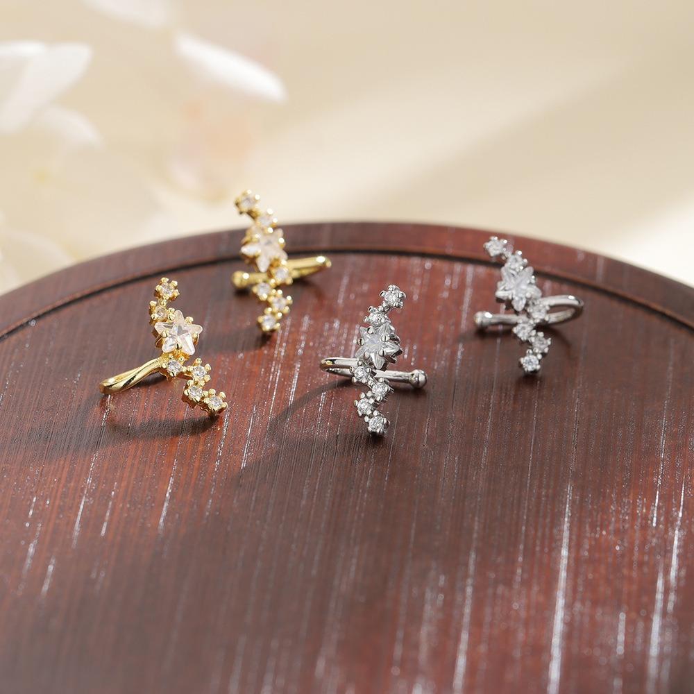 New Personality Exquisite Sparkle Zircon Big Dipper Clip Earrings for Women Stainless Steel Fake Piercing Stars Ear Cuff Jewelry