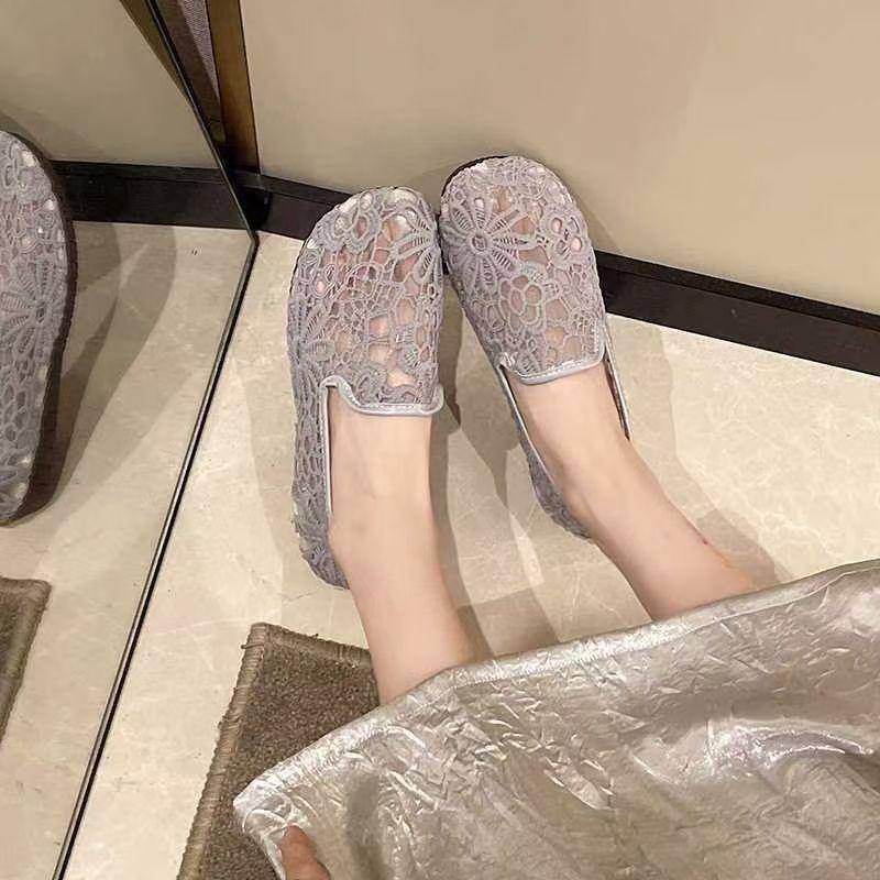 Soft-soled Mesh Mother Shoes Women's 2025 Summer New Breathable Mesh Shoes One-pedal Flat-soled Non-slip Grandma Sandals Women