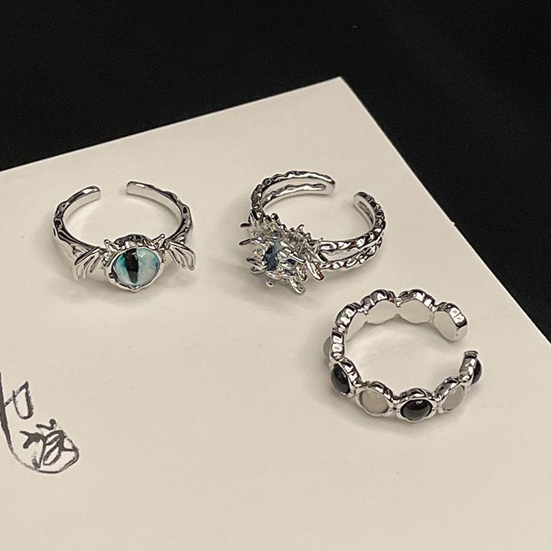 Niche Design Bat Opal High-End Sense Black And White Gemstone Open Ring Women'S Cold Wind French Ring