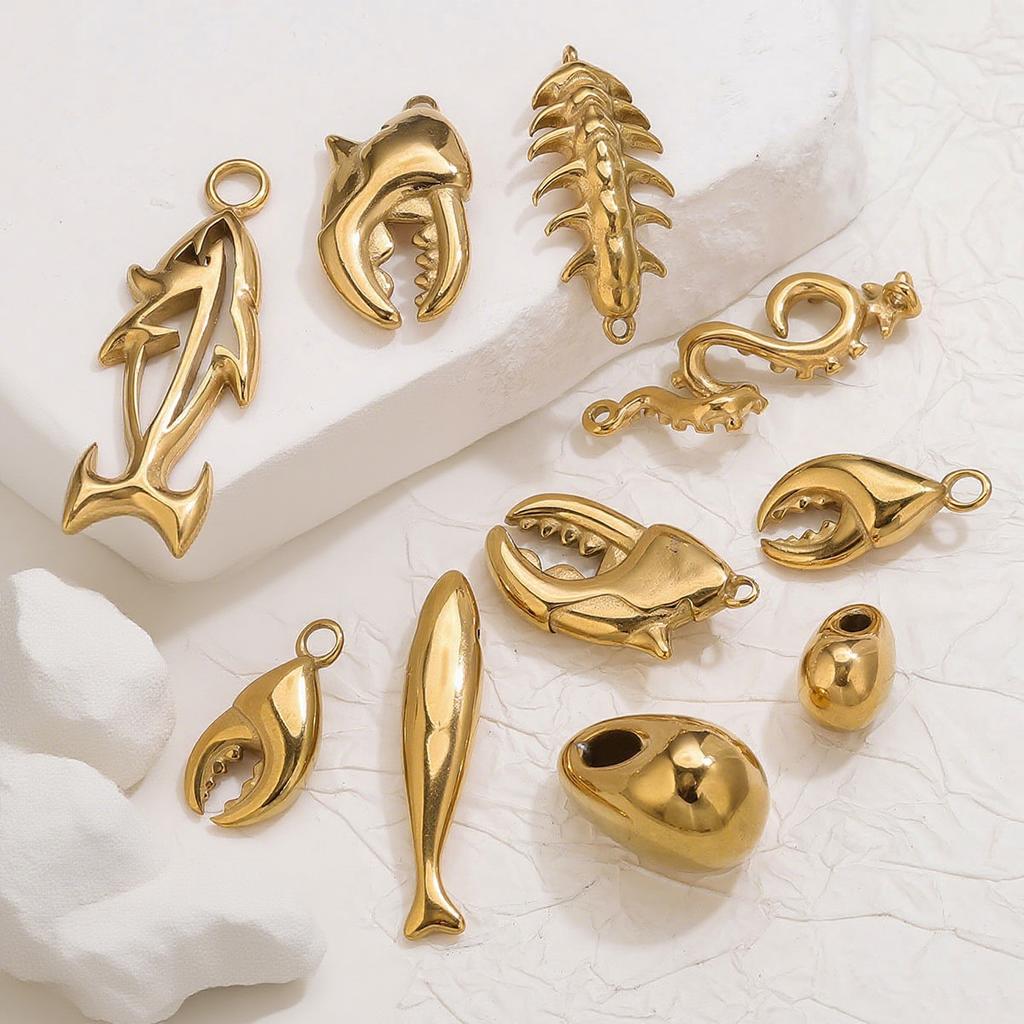 Yori 5PcsStainless Steel Casting Marine Animal Octopus Shark Crab Gold Pendant Ocean Series DIY Necklace Bracelet Jewelry