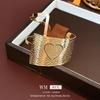 European & American Pleated Metal Bangle: Elegant Cold-Style Bracelet with High-End Luxury Design