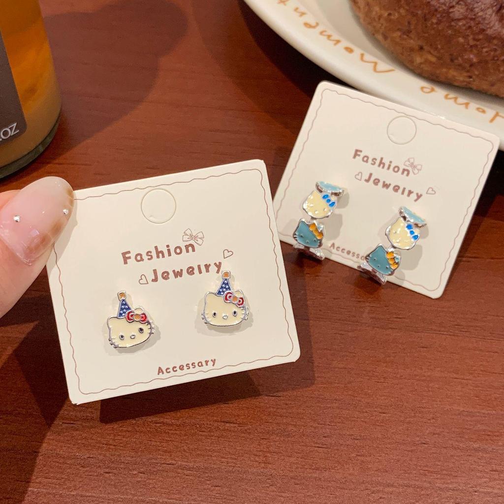 Christmas Cat Hat Stud Earrings for Women - Silver Needle, Cute Cartoon Design, Sweet and Versatile