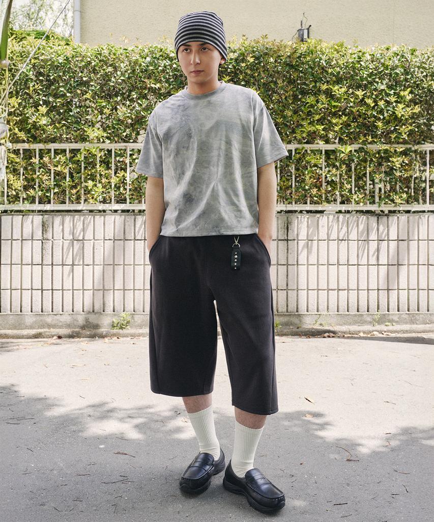 Zero Curved Line Over Sweat Shorts [Deep Charcoal]