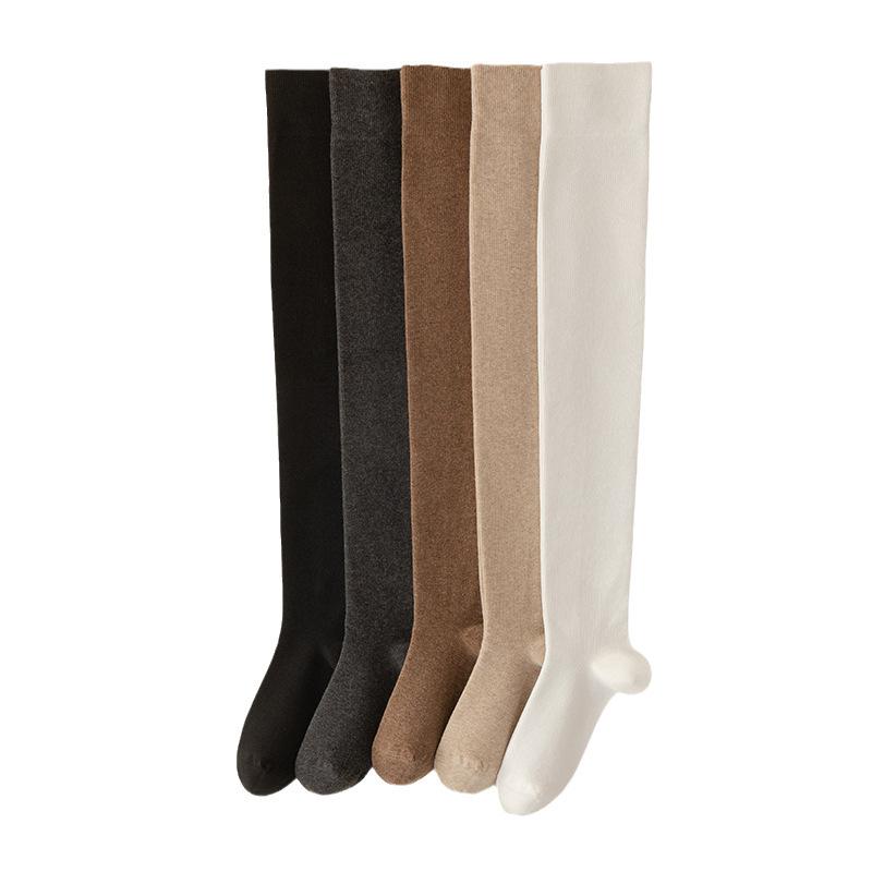 Simple, Comfortable and Soft Black Long Socks, Comfortable and Warm Knee-high Socks for Autumn and Winter
