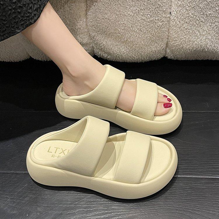 Cool slippers women's summer wear 2025 new thick-soled heightened stepping on shit beach sandals pregnant women bread one-word drag