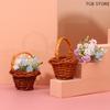 Miniaturowy Tkany Koszyk na Kwiaty 1:12 Koszyk Ręczny do Domku dla Lalek Przechowywanie Zabawka Dzieci Zabawa w Udawanie Akcesoria do Domku dla Lalek