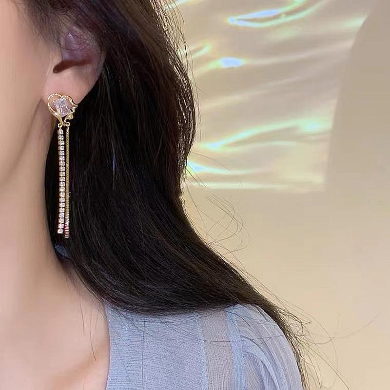 Heart-Shaped Zircon Tassel Earrings – Trendy Niche Design, Cool Style Studs (2022)