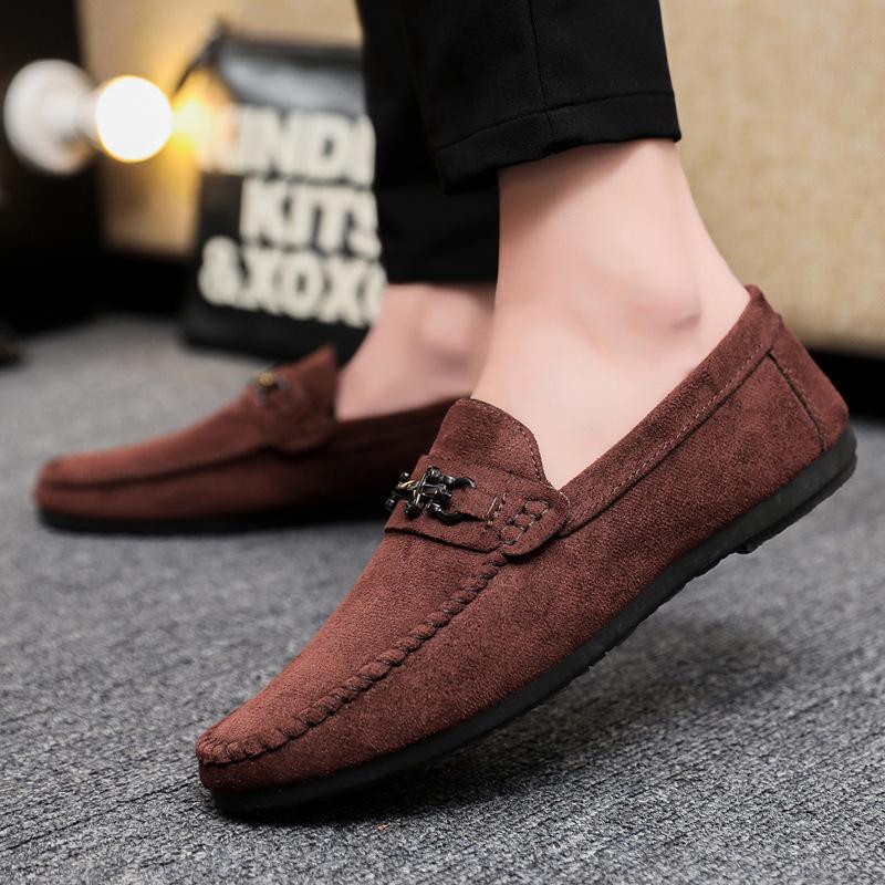 Waterproof Men's Slip-on Loafers - Casual Leather Driving Shoes for Fashion-Forward Youth.