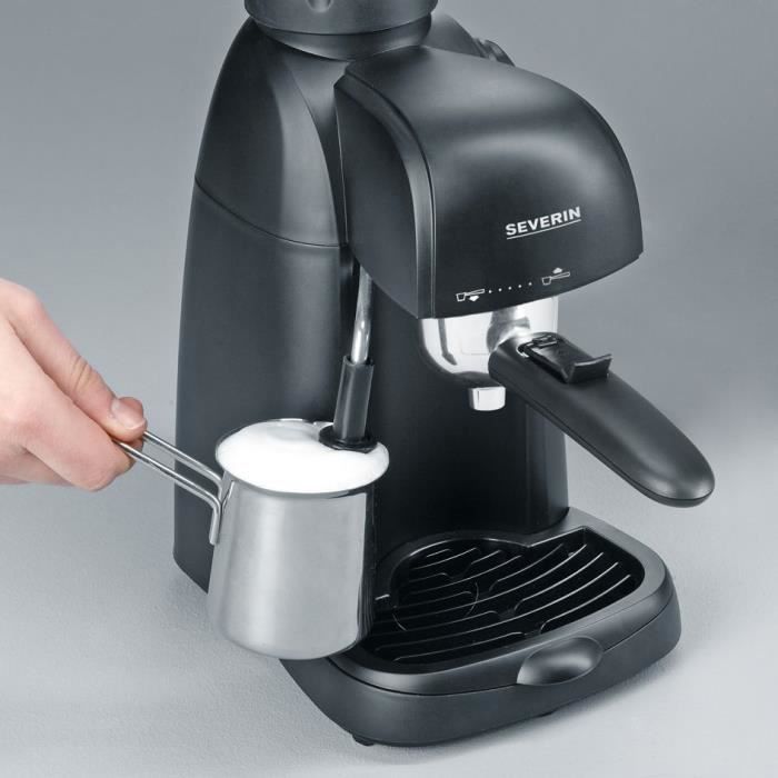 SEVERIN KA5978 Cafetière Expresso, Vapeur pour Mousse de lait, Petite Machine expresso, Machine à café 4 tasses,Pompe 3,5 bars, Noir
