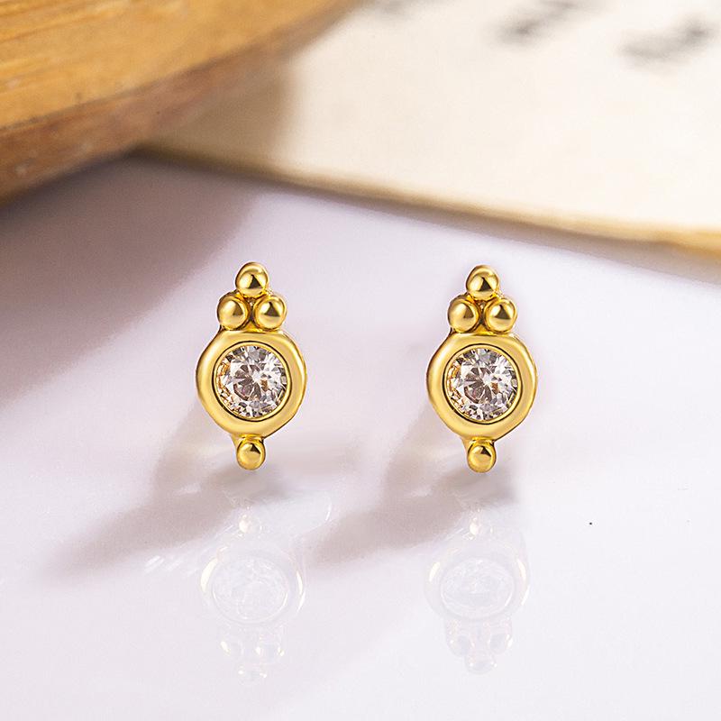18K Gold-Plated Diamond-Studded Earrings: Elegant, Trendy, and Luxurious European and American Style.