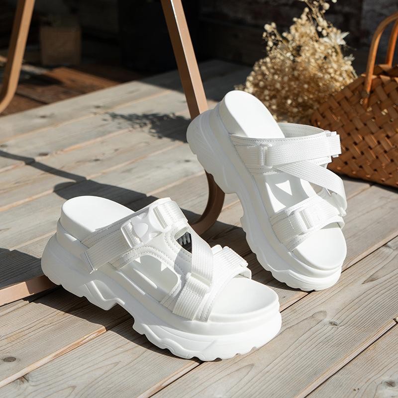 Fashion New Summer Buckle Slippers Women's Sandals 2025 Fashion Women 9CM Wedges Platform Shoes Open Toe Woman Flats Beach Flip Flops